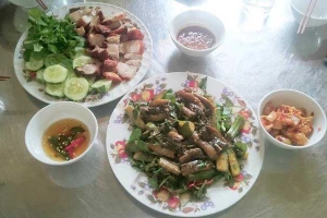 Nhà Hàng Hùng Vấn - Cơm - Phở