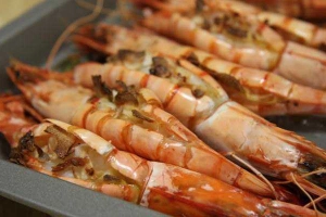 Nhà Hàng Hữu Nghị - Lẩu, Nướng Hải Sản