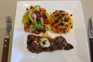 Nhà Hàng Jade Restaurant - Ẩm Thực Quốc Tế