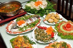Nhà hàng khách sạn Hoàng Cung