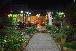 Nhà Hàng La Pines Restaurant - Món Huế