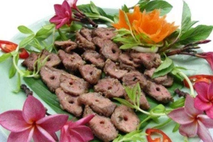 Nhà Hàng Lâm Đoàn