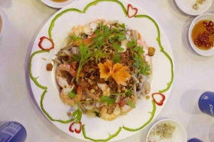 Nhà Hàng Làng Ẩm Thực AQ Space