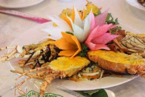 Nhà Hàng Làng Chài