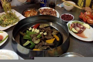 Nhà Hàng Lẩu Bò Úc - Hoàng Quý