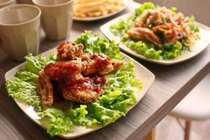Nhà Hàng Lucky Chicken - Gà Rán Thái Lan - Cách Mạng Tháng 8