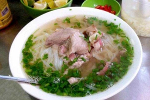 Nhà Hàng Mai Lan - Phở Bò Nam Định