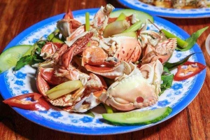 Nhà Hàng May Mắn - Hải Sản Tươi Sống