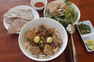 Nhà Hàng Mì Quảng 2 Tô