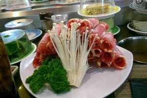 Nhà Hàng Muahaha Hotpot - Lẩu Băng Chuyền