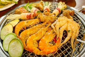 Nhà Hàng Ngân Vinh - Lẩu & Các Món Nướng