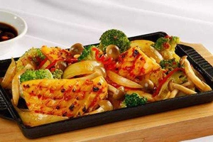 Nhà Hàng Ngọc Loan Restaurant - Cơm Gà