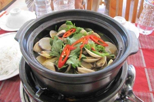 Nhà Hàng Ngọc Phượng - Phố Hải Sản