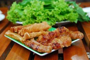 Nhà Hàng Vân Thủy