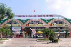 Nhà Hàng Nổi Bến Tre