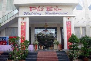 Nhà Hàng Phố Biển - Hoàng Hoa Thám