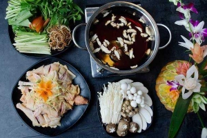 Nhà Hàng Phố Nướng - 100 Món Nướng Đường Phố