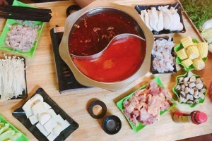 Nhà Hàng Phượng Hoàng Trấn - Lẩu Tứ Xuyên & Lẩu Uyên Ương