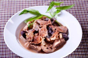 Nhà Hàng Phượng Hồng