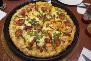 Nhà Hàng Pizza Hut - Bình Dương