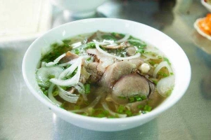 Nhà Hàng Quang Dung - Cơm & Phở
