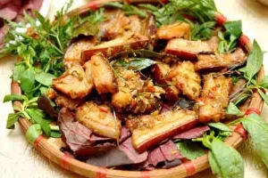 Nhà Hàng Quê Tôi - Mai Hắc Đế