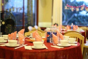 Nhà Hàng Sáu Cao 2