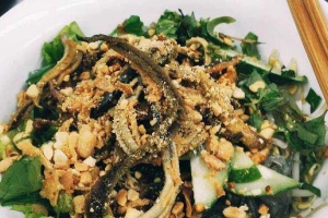 Nhà Hàng Sáu Điền