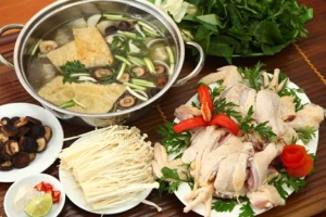 Quán Ăn Nhà Hàng Sinh Thái Bảy Hồng - Cầu Đôi