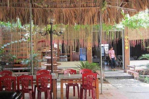 Nhà Hàng Số 1 Cường Quyên
