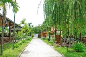 Nhà Hàng Số 1 - Dê Leo Núi - Gà Đi Bộ & BBQ