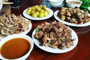 Nhà Hàng Số 5 - Dê Leo Núi & Gà Đi Bộ
