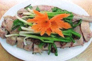 Nhà Hàng Suối Mây