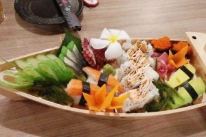 Nhà Hàng Sushi C - Ánh Quang Plaza