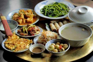 Nhà Hàng Tân Châu - Ẩm Thực Việt