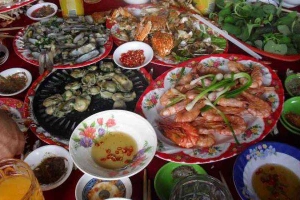 Nhà Hàng Tằng Hậu - Hải Sản Bơi Sống