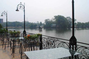 Nhà Hàng Tây Hồ - Restaurant & Coffee