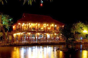 Nhà Hàng Thăng Long Hội Quán