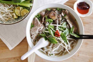 Nhà Hàng Thiên Trúc Restaurant - Cơm & Bún & Phở