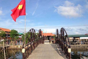 Nhà Hàng Thủy Triều Quán - Hải Sản Tươi Sống