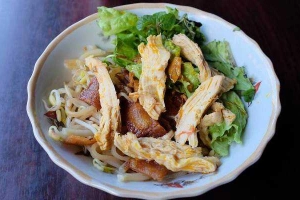 Nhà Hàng Trung Bắc Restaurant - Cao Lầu & Bánh Vạc