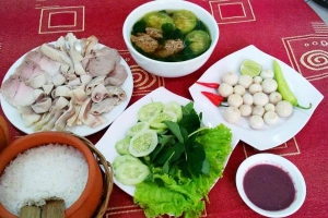 Nhà Hàng Tuyên Sơn - Cơm Niêu