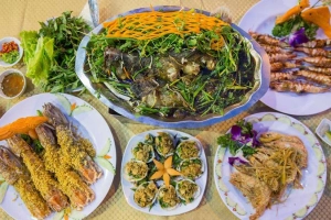 Nhà Hàng Út Thương Restaurant - Hải Sản Tươi Sống