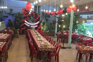 Nhà Hàng Vương Vầy Restaurant - Món Ăn Đặc Sản