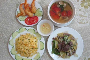 Nhà Hàng Xuân Trang Cafeteria