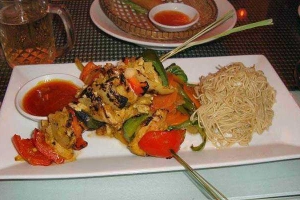 Nhà Hàng Zucca Restaurant - Đội Cung