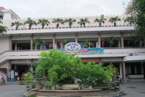 Nhà Khách 28 Nguyễn Huệ