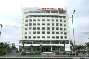 Nhà Khách An Bình