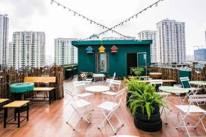 Nhà Không Cửa Coffee