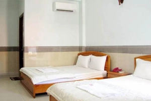 Nhà Nghỉ Hoàng Yến